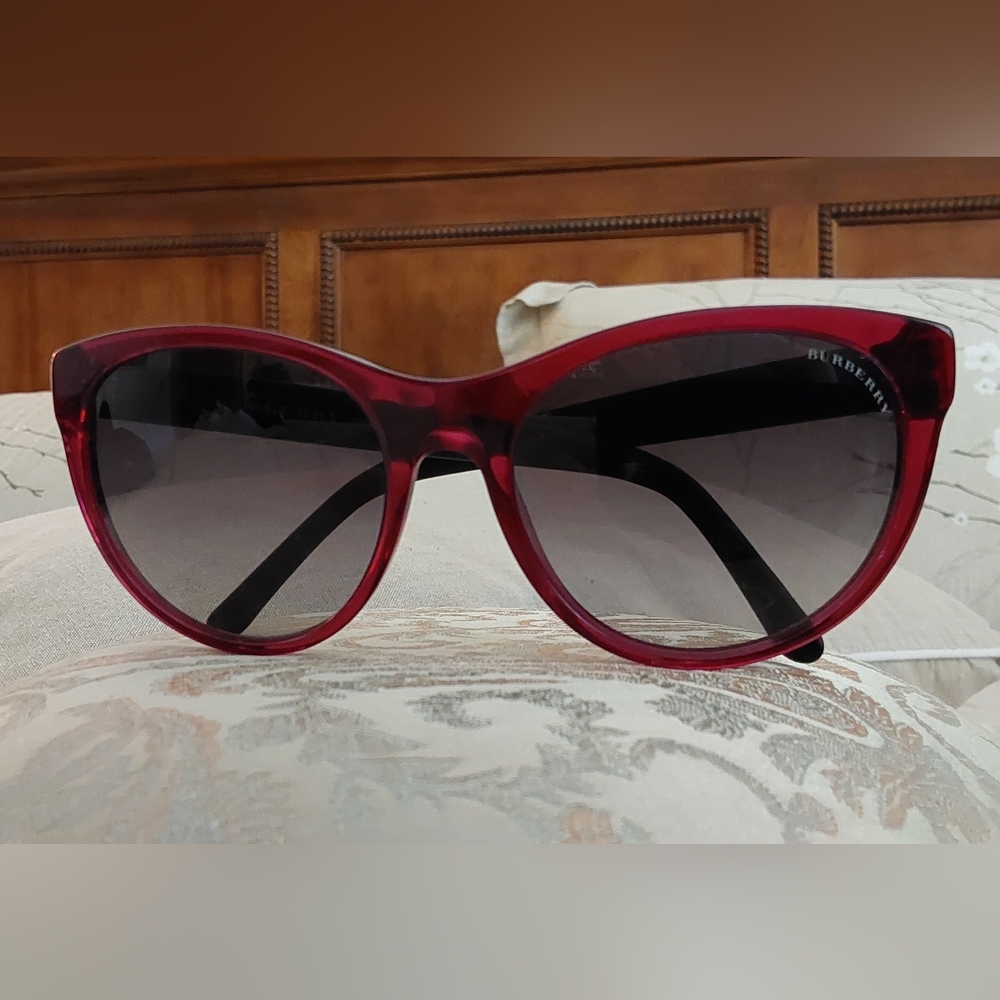BURBERRY Women's Burgundy Sunglasses B4182 56-18-140 - Picture 2 of 10